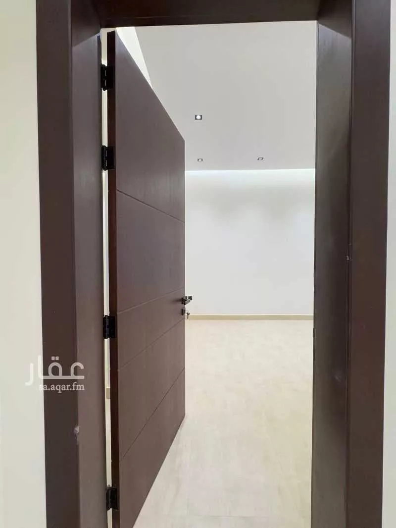 3 bedroom floor in Al Aridh 6