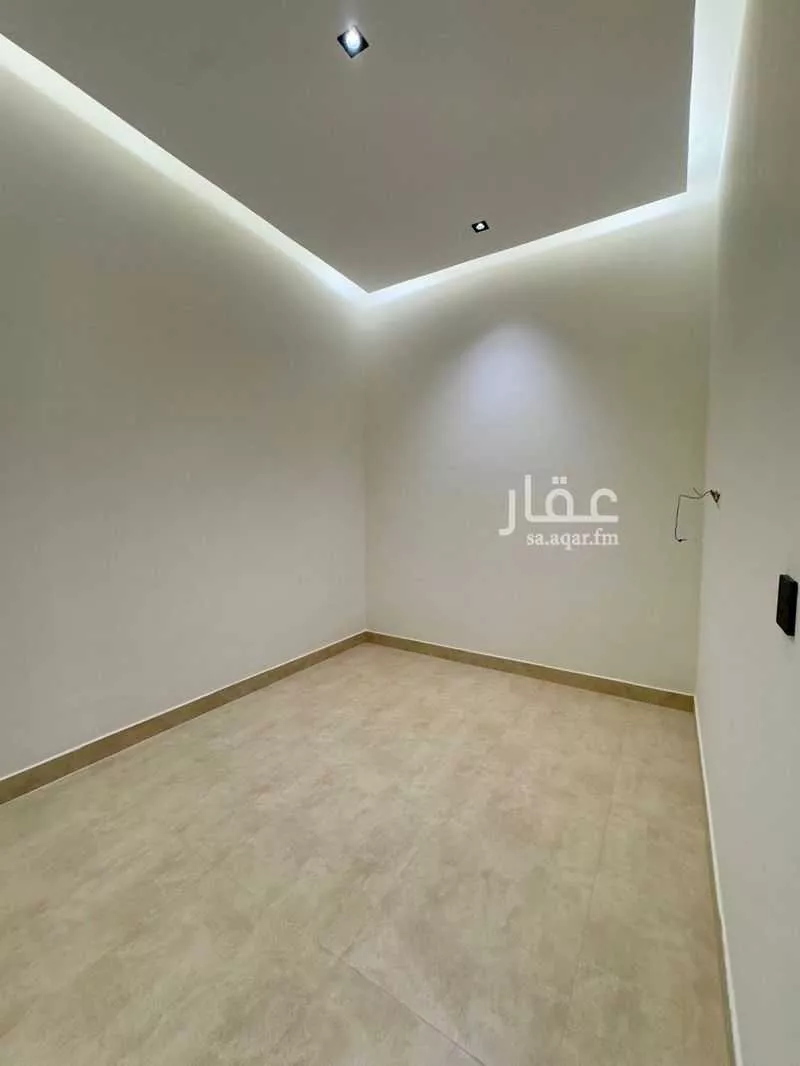 3 bedroom floor in Al Aridh 8