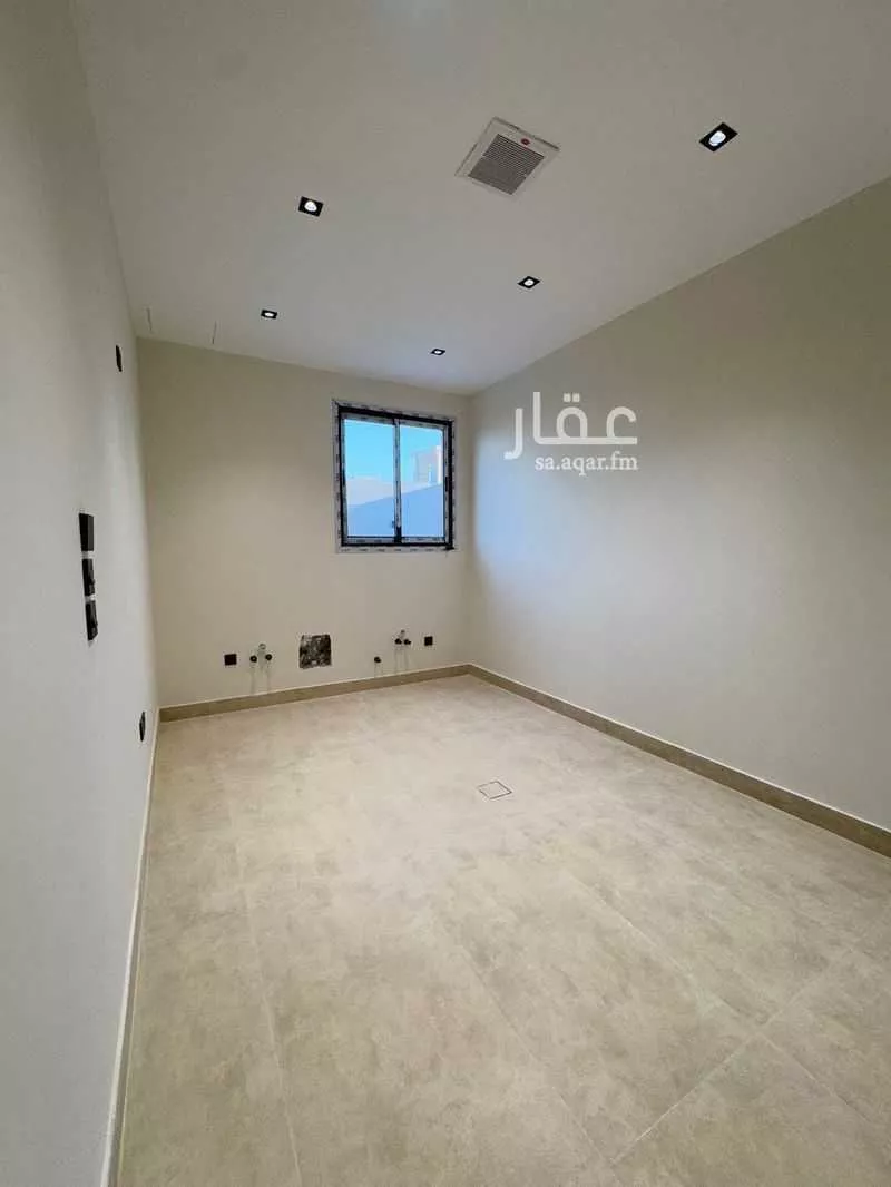 دور 4 غرف في العارض 20