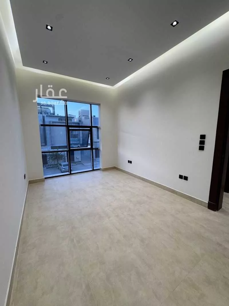 دور 4 غرف في العارض 10