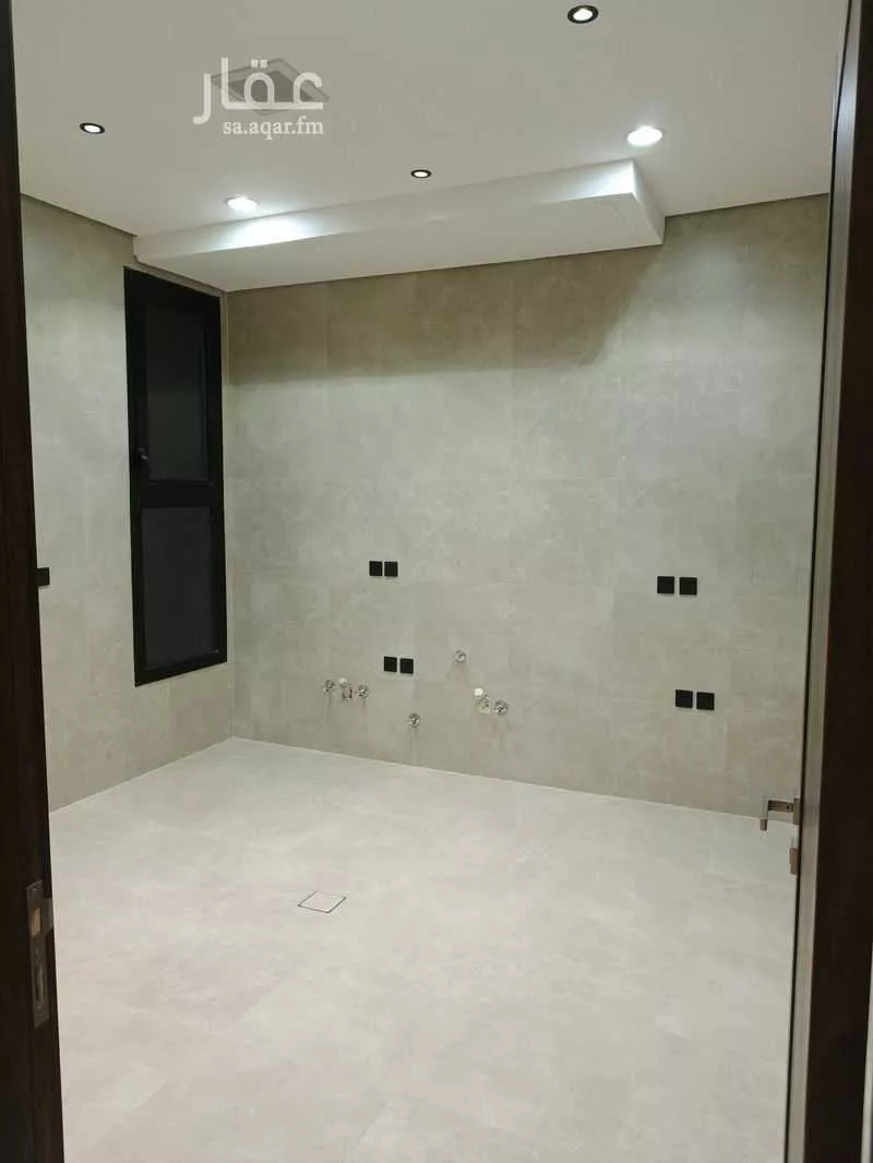 6 bedroom floor in Al Rimal 10
