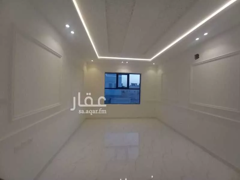 3 bedroom floor in Al Hazm 12