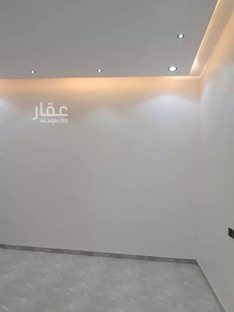 5 bedroom floor in Al Janadriyah 3