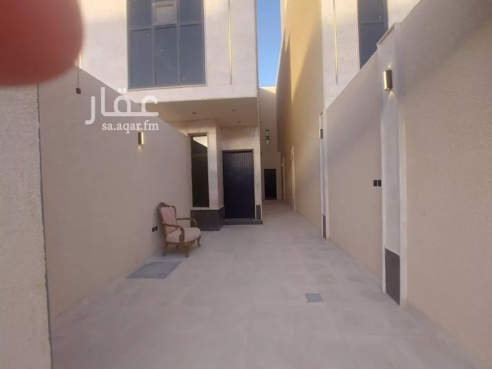 3 bedroom floor in Tuwaiq 3
