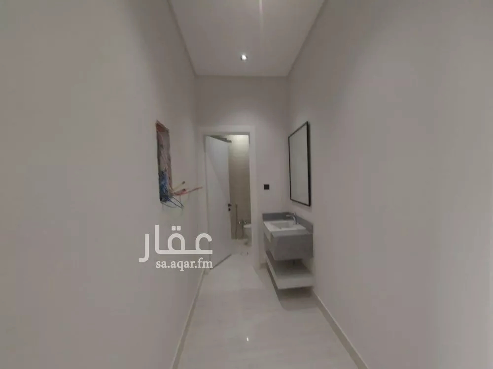 3 bedroom floor in Tuwaiq 5