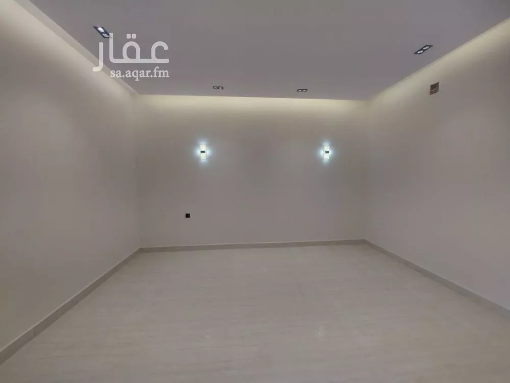 3 bedroom floor in Tuwaiq 6