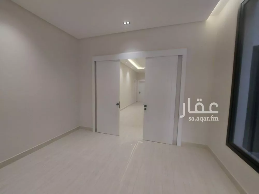 3 bedroom floor in Tuwaiq 8