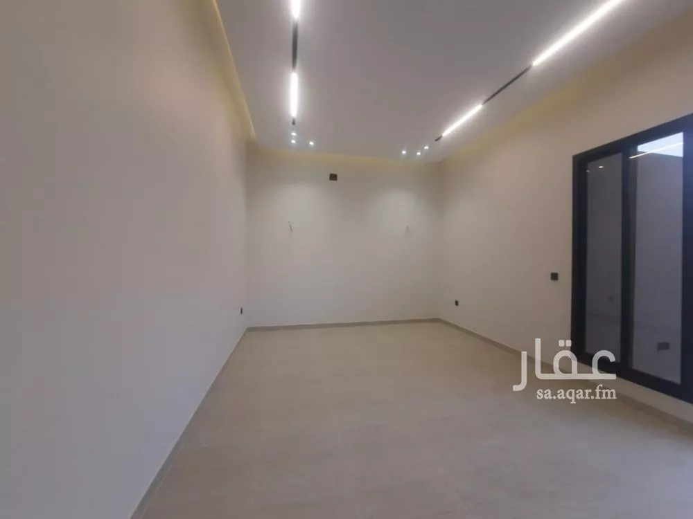 4 bedroom floor in Al Zahrah 5