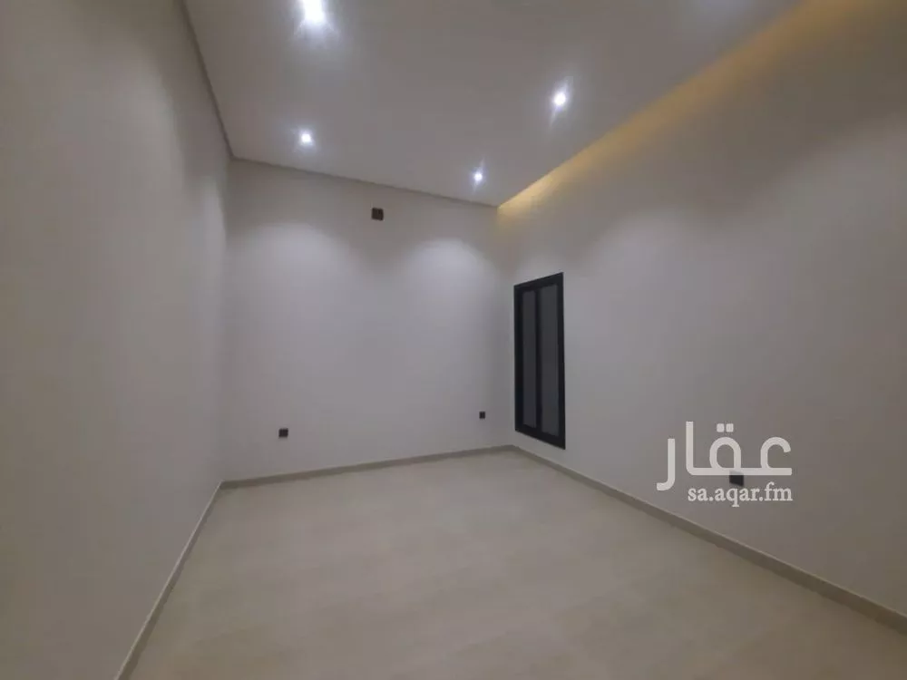 4 bedroom floor in Al Zahrah 7