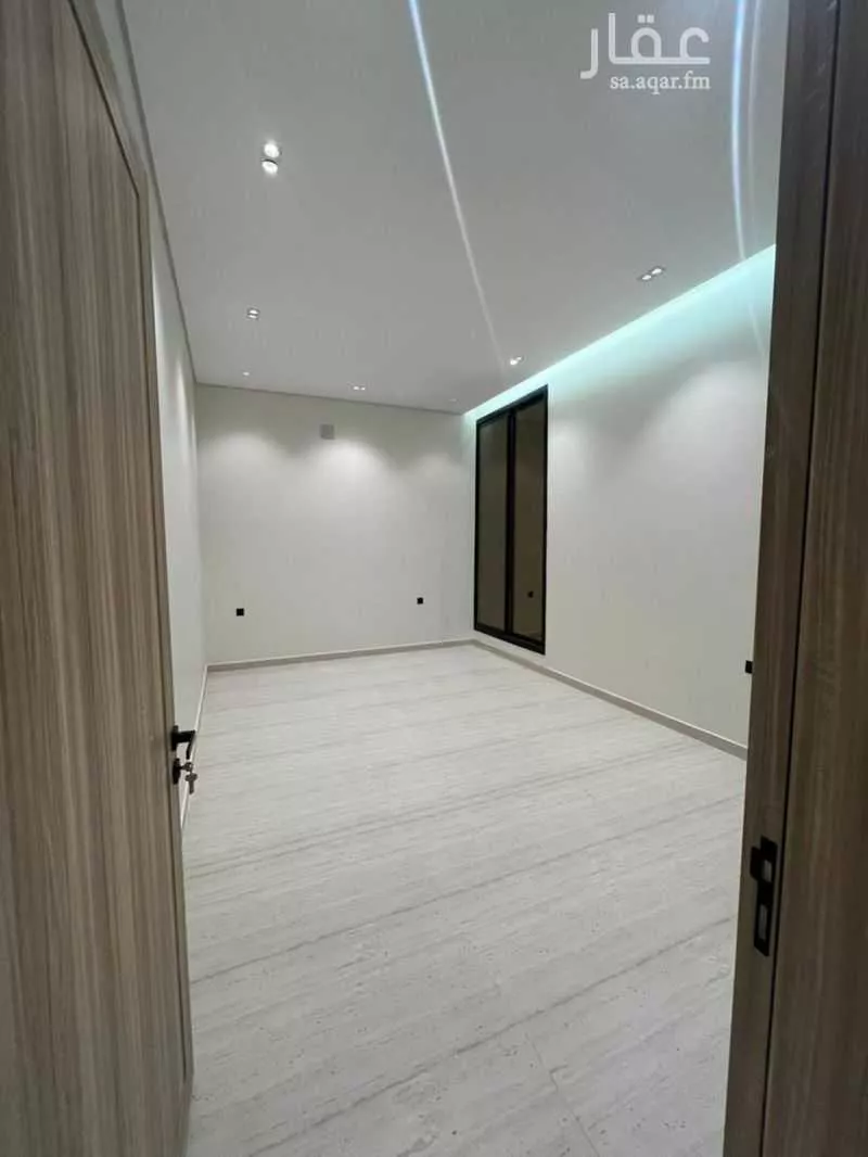 4 bedroom floor in Badr 5