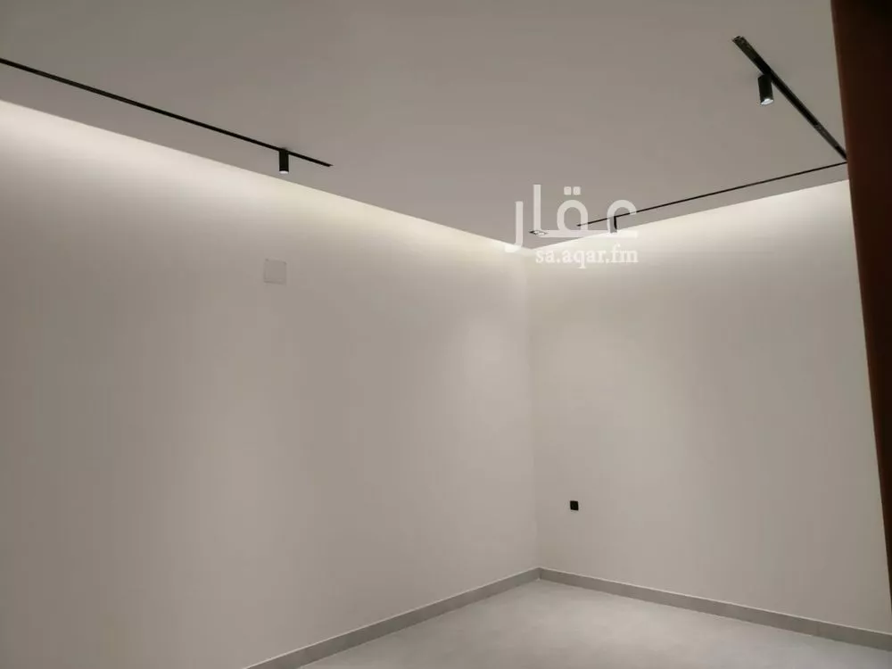 دور 6 غرف في الرمال 11
