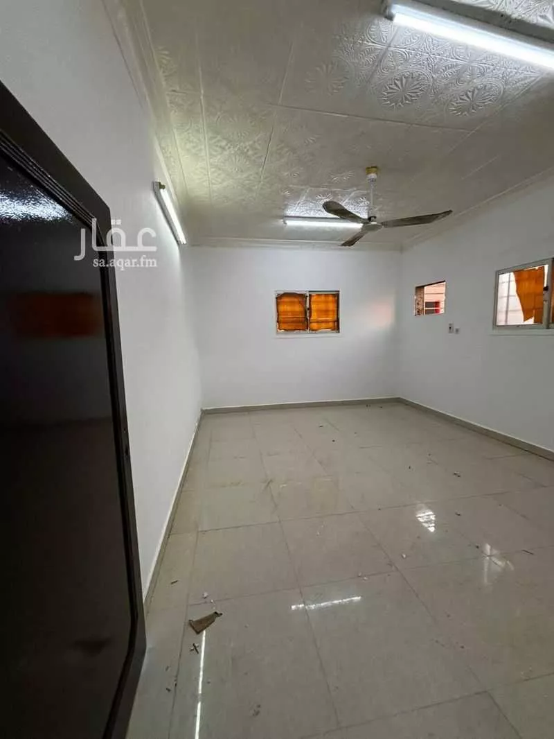 4 bedroom floor in Tuwaiq 9