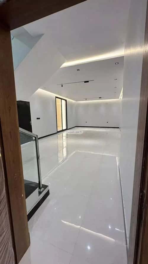 6 bedroom villa in Al Farouq, Riyadh 13