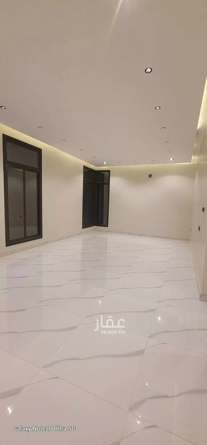 5 bedroom floor in Al Janadriyah 9