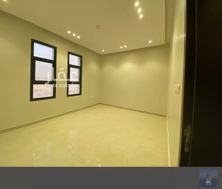 5 bedroom floor in Al Janadriyah 12
