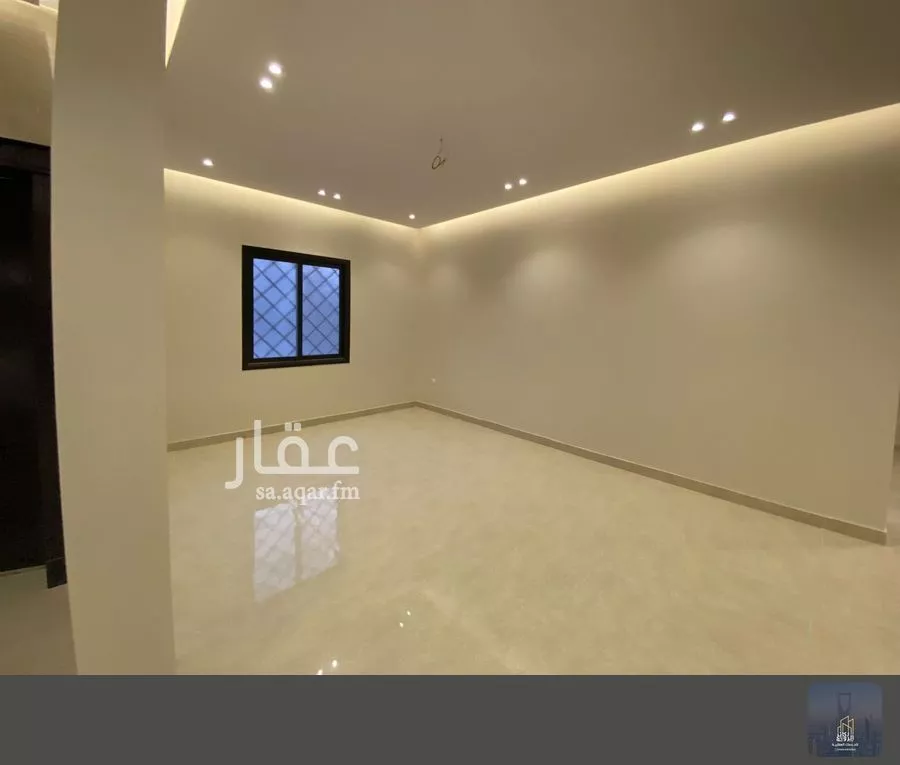 5 bedroom floor in Al Janadriyah 5