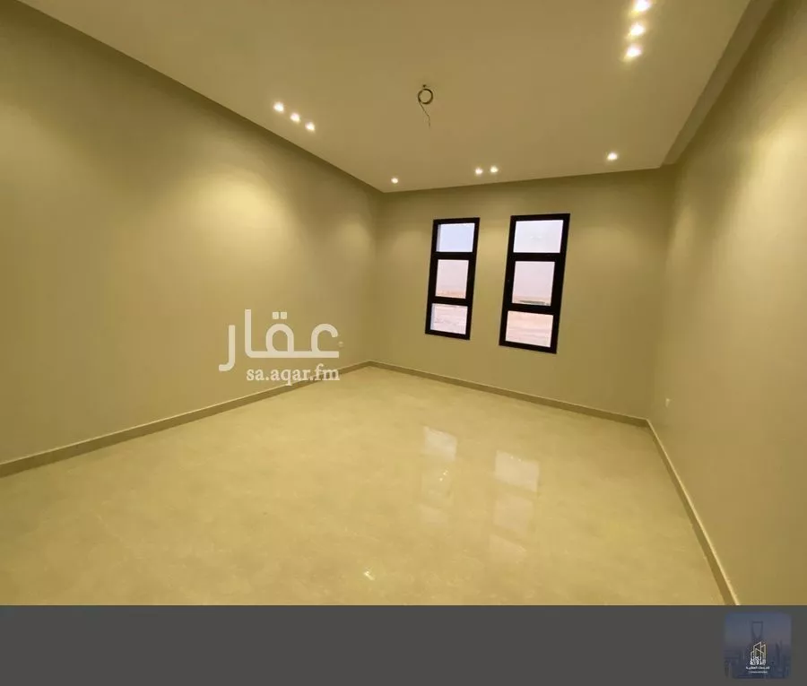 5 bedroom floor in Al Janadriyah 7