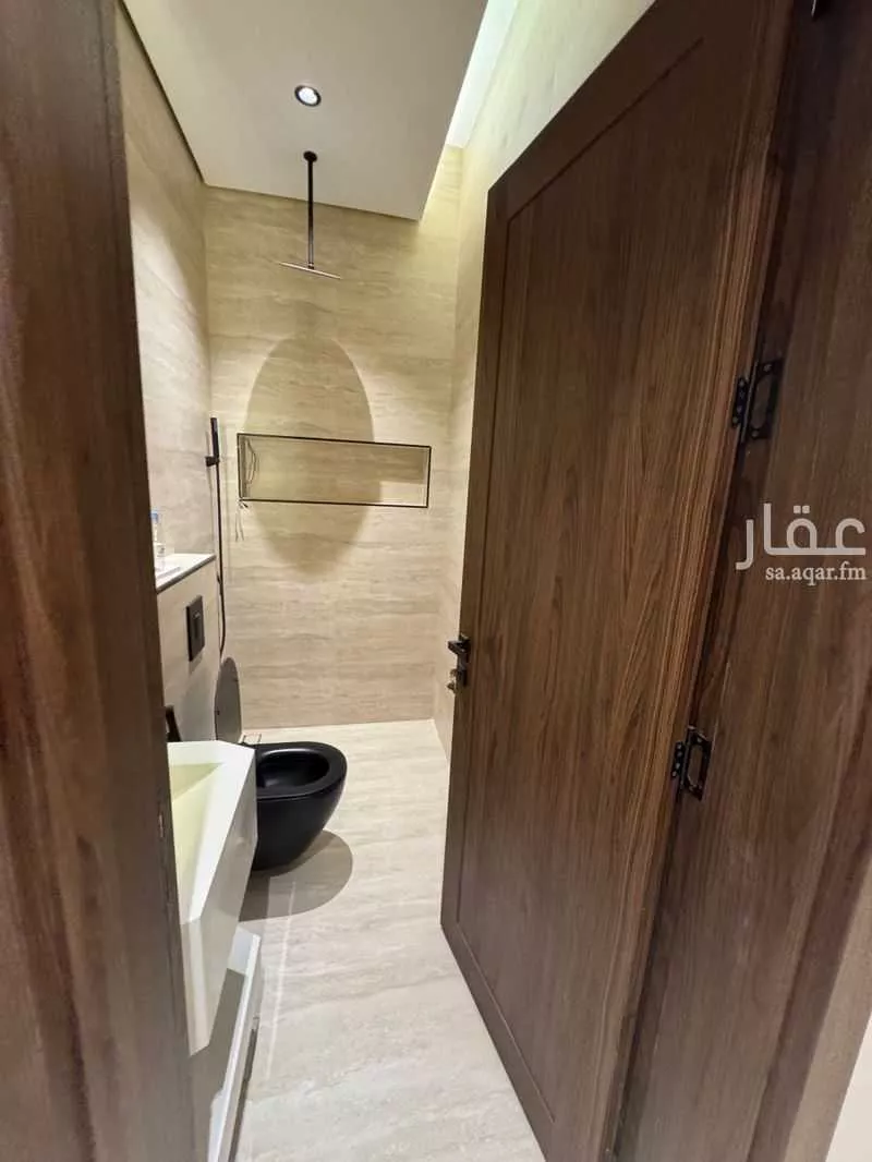 دور 4 غرف في العارض 17