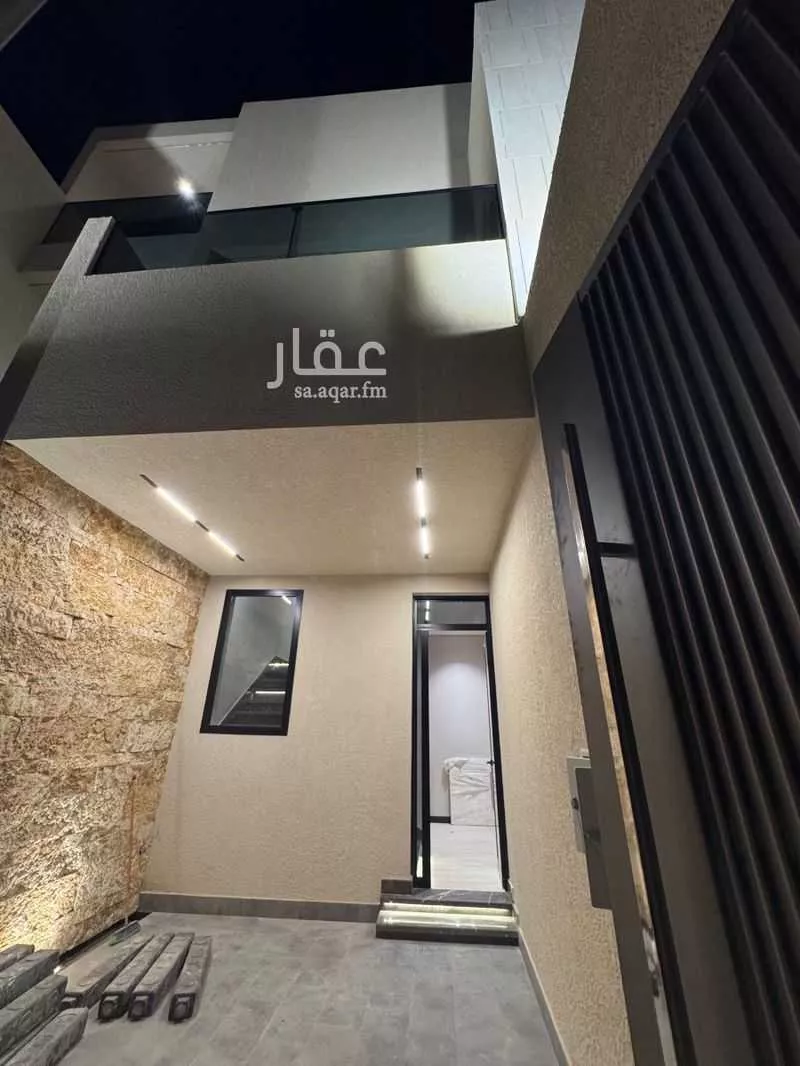 دور 4 غرف في العارض 19