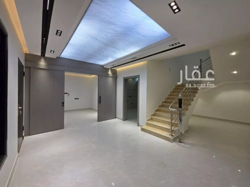 4 bedroom floor in Badr 4