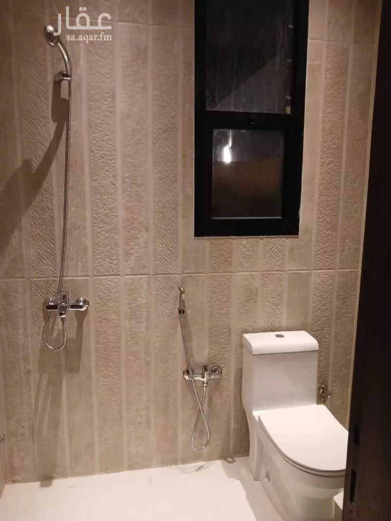 5 bedroom floor in Okaz 8