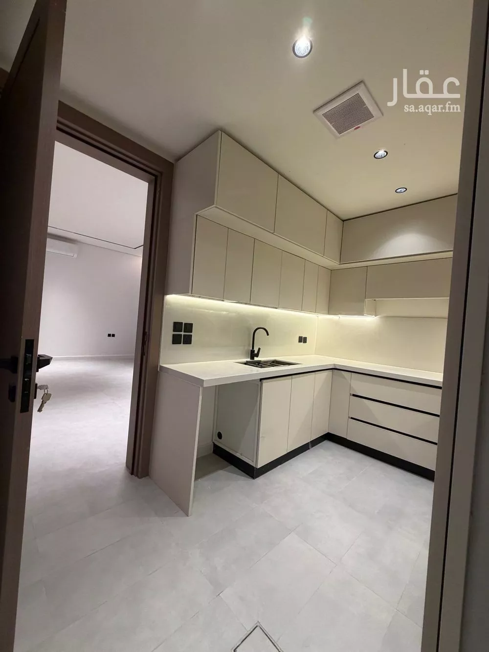4 bedroom floor in Al Narjis 5