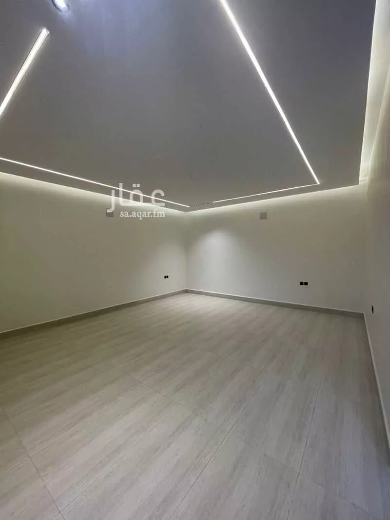 6 bedroom floor in Ash Sharq 17