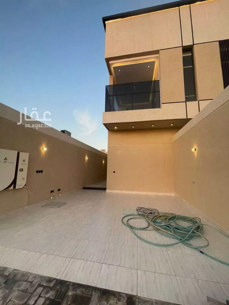 6 bedroom floor in Ash Sharq 7