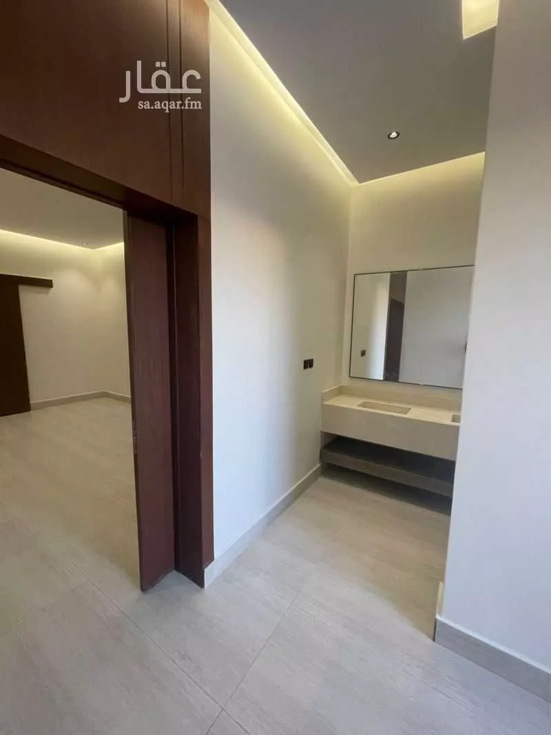 6 bedroom floor in Ash Sharq 8