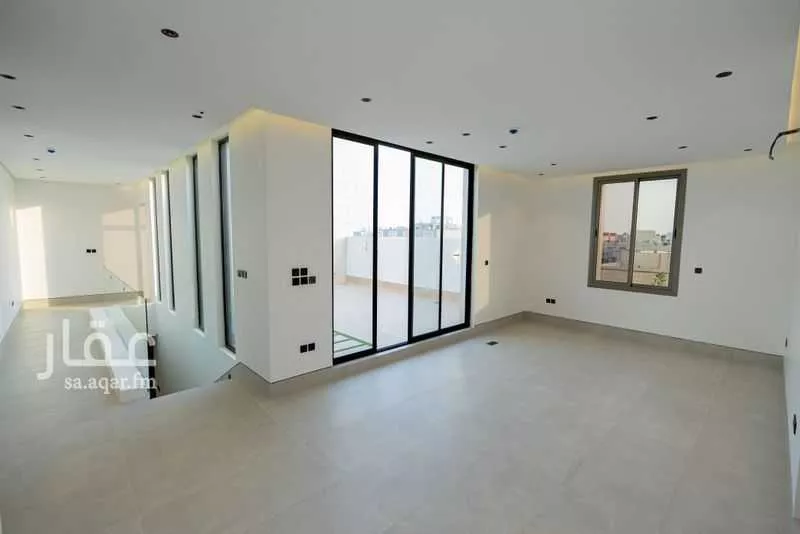 3 bedroom floor in Al Aridh 8