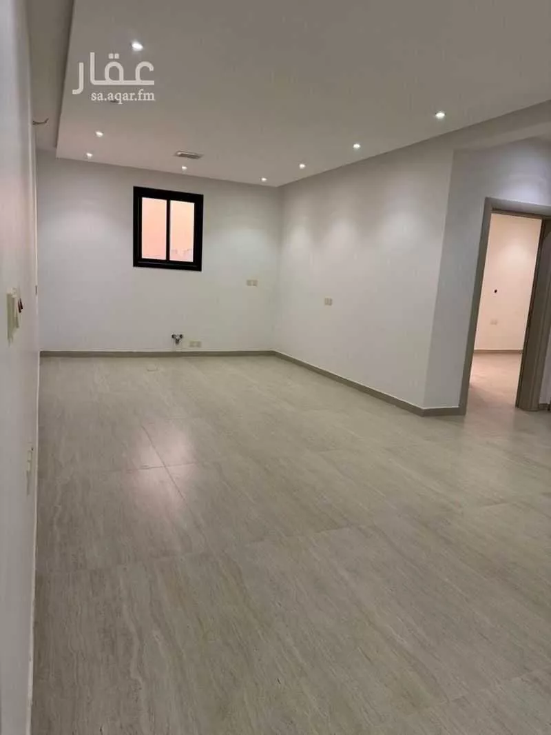 4 bedroom floor in Al Aridh 2