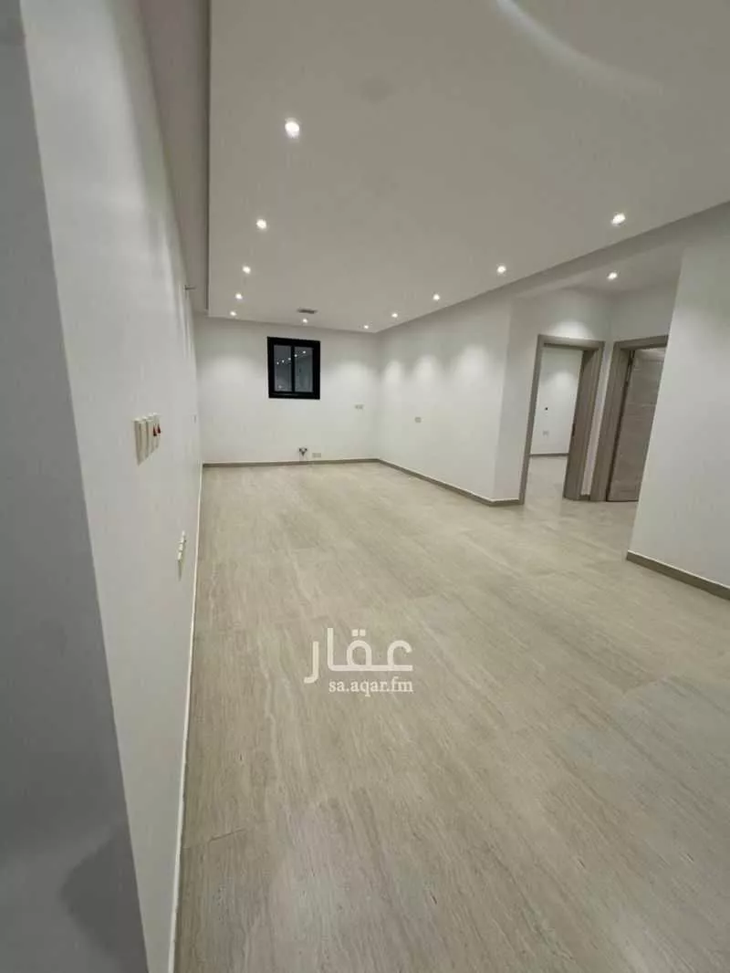 4 bedroom floor in Al Aridh 6