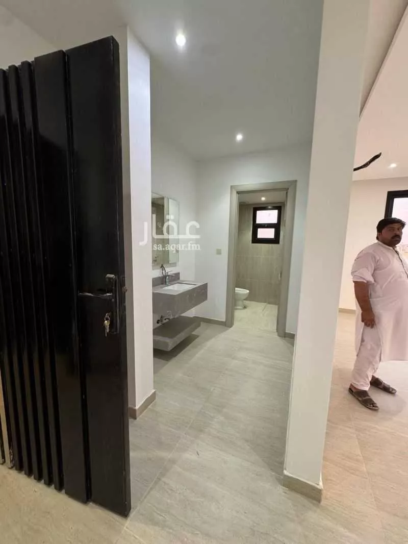 4 bedroom floor in Al Aridh 9
