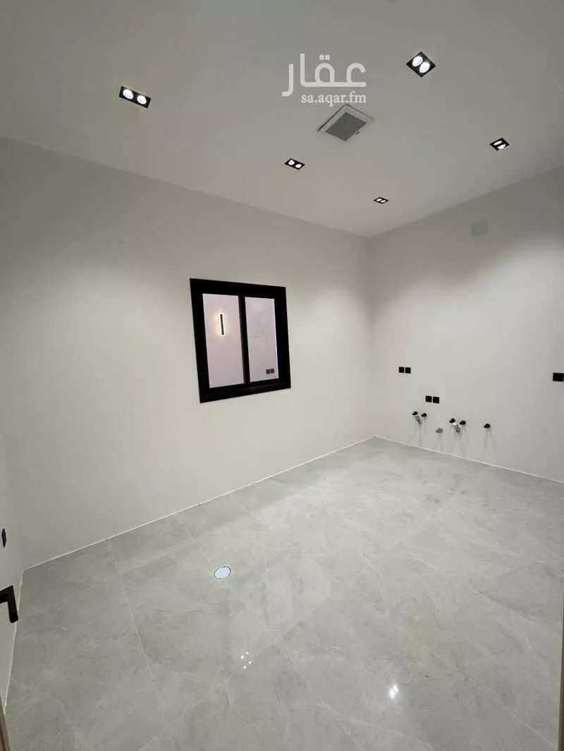 8 bedroom villa in Al Qadisiyah 2