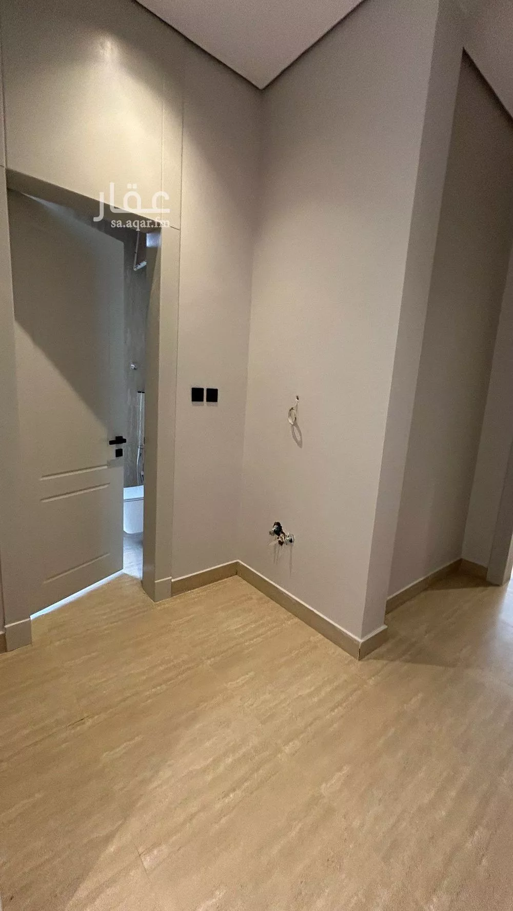 4 bedroom floor in King Faisal 2