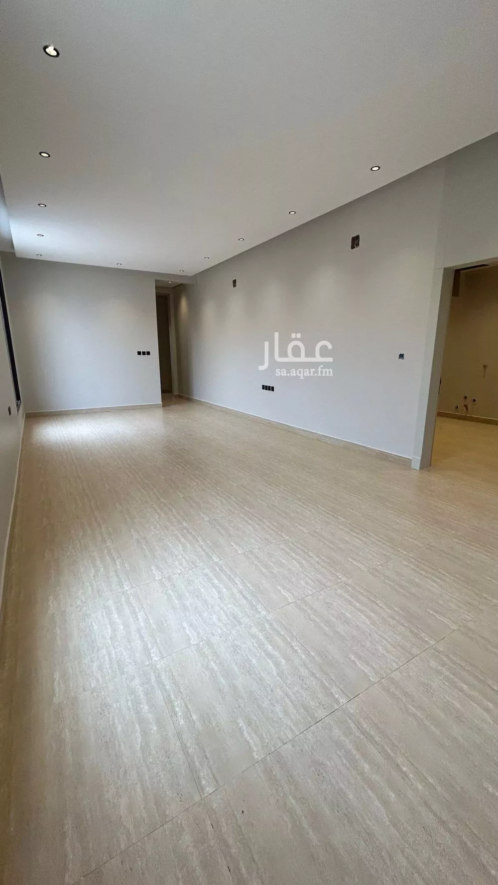 4 bedroom floor in King Faisal 5