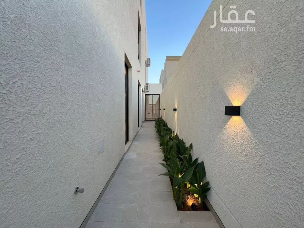 دور 3 غرف في العارض 11
