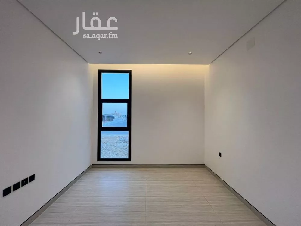 دور 3 غرف في العارض 13