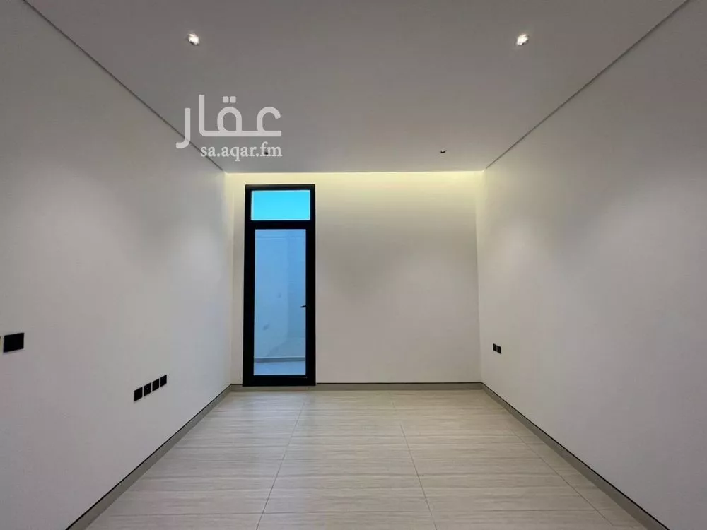 دور 3 غرف في العارض 16