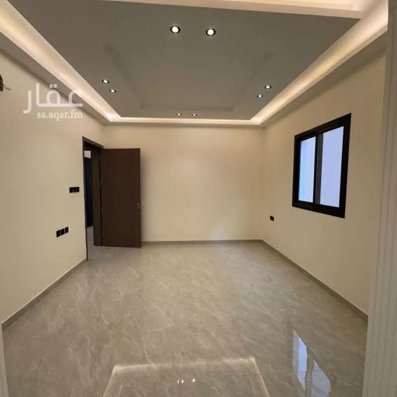 دور 5 غرف في بدر 8