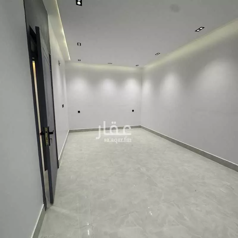 5 bedroom floor in Dahiat Namar 9