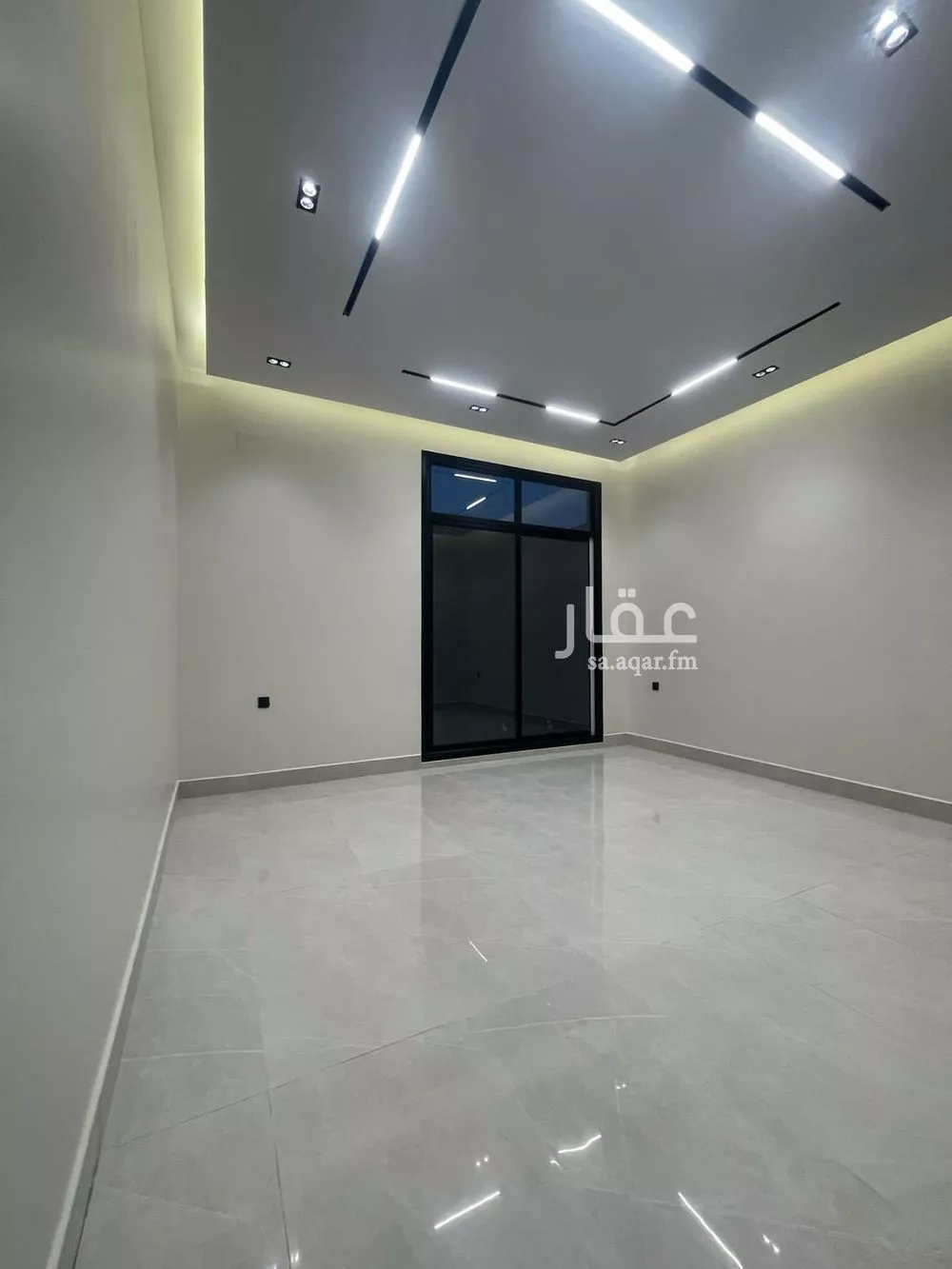 5 bedroom floor in Al Janadriyah 4