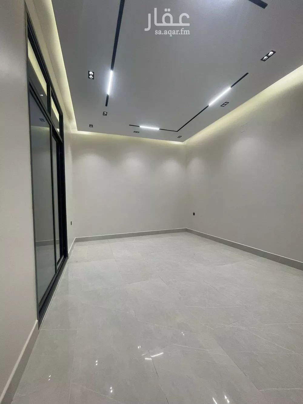5 bedroom floor in Al Janadriyah 6