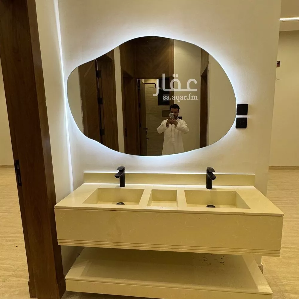 5 bedroom floor in Dhahrat Namar 2