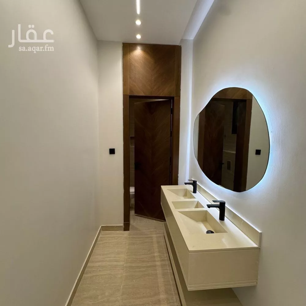 5 bedroom floor in Dhahrat Namar 12