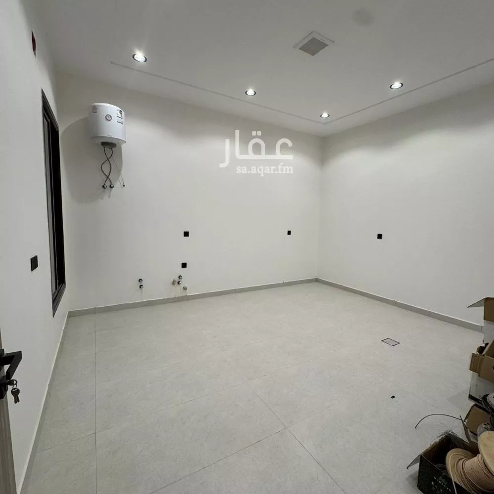 6 bedroom floor in Okaz 7