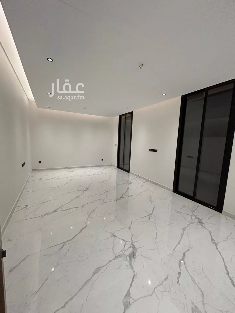 3 bedroom floor in Al Yasmin 10