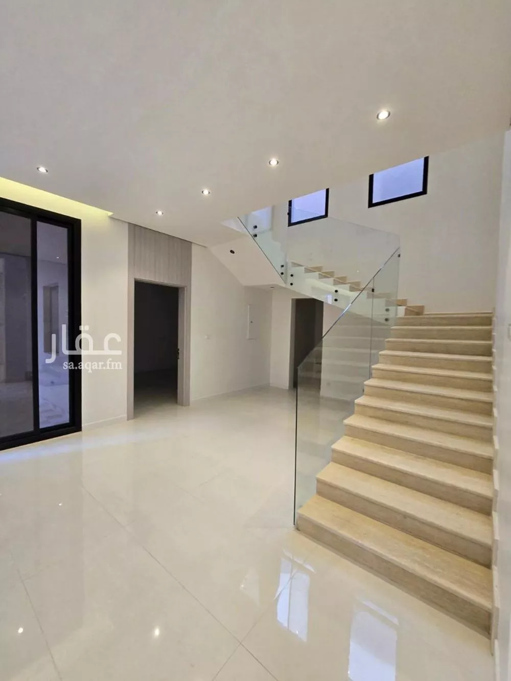 6 bedroom floor in Al Aridh 2