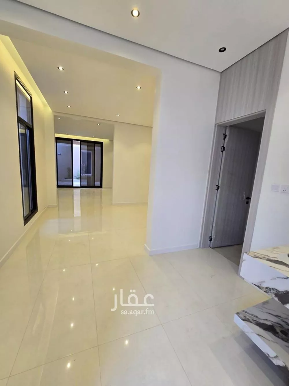 6 bedroom floor in Al Aridh 4