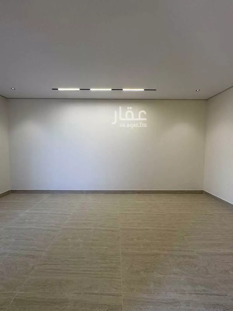 7 bedroom floor in Ash Sharq 3
